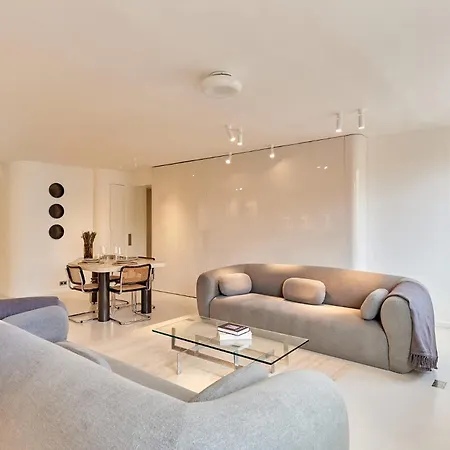 Sublim Montaigne-eiffel Tower Apartment