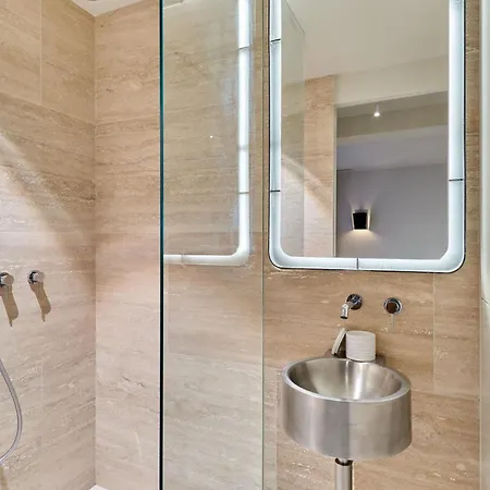 Apartment Sublim Montaigne-eiffel Tower *