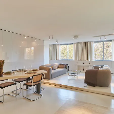 Sublim Montaigne-eiffel Tower Apartment